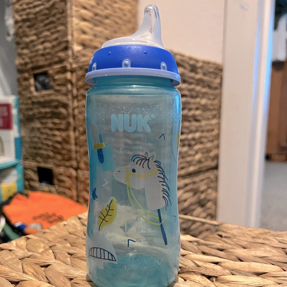 10oz Nuk Sippy cup